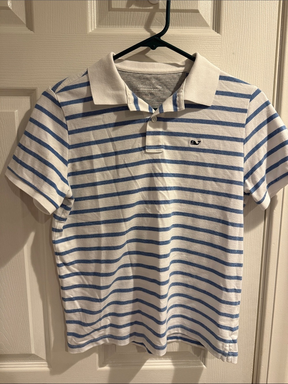 Vineyard Vines White Polo with Light Blue Stripes